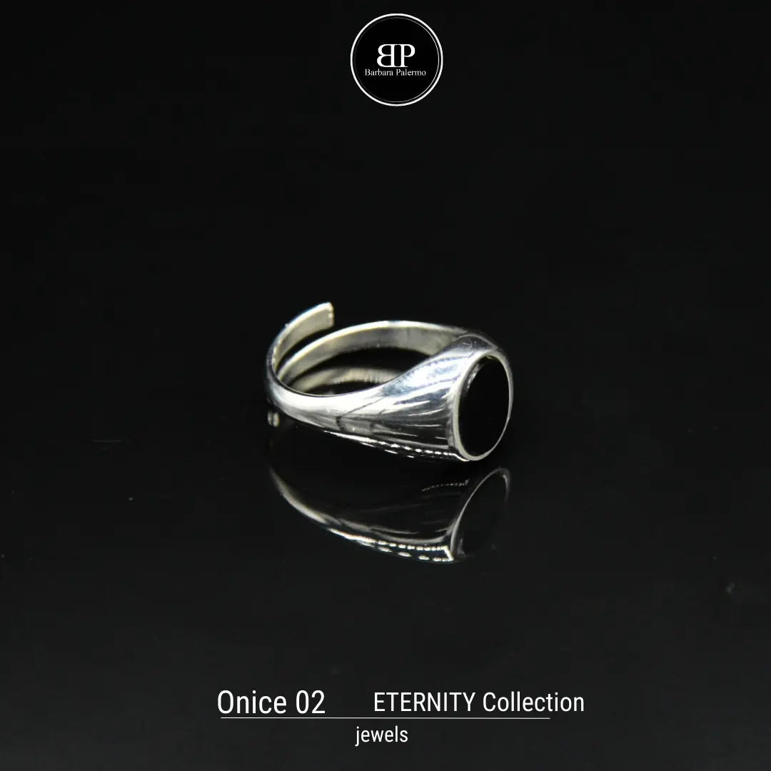 Eternity - Flacher schwarzer Onyxring: Stärke und Eleganz