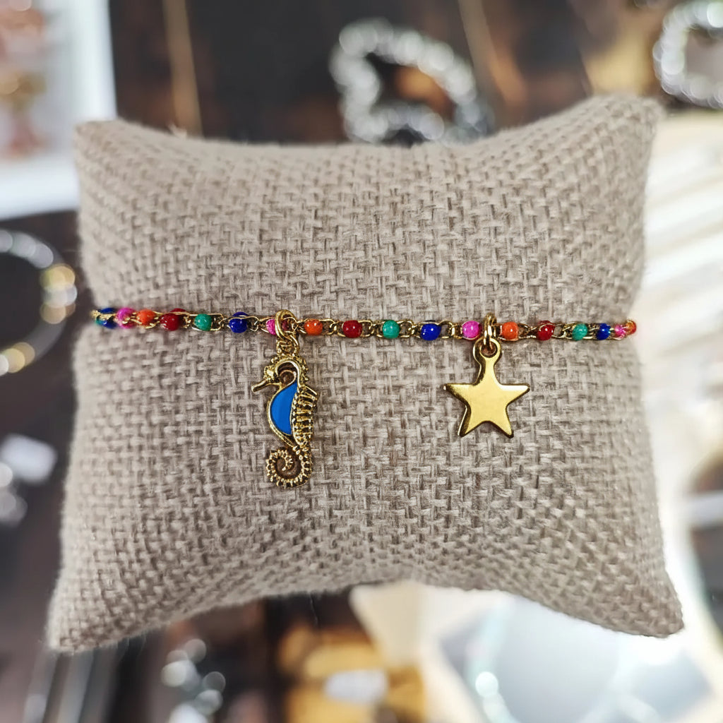 Sternenklares Seepferdchen-Armband: Ein Regenbogen aus Meereslebewesen an Ihrem Handgelenk