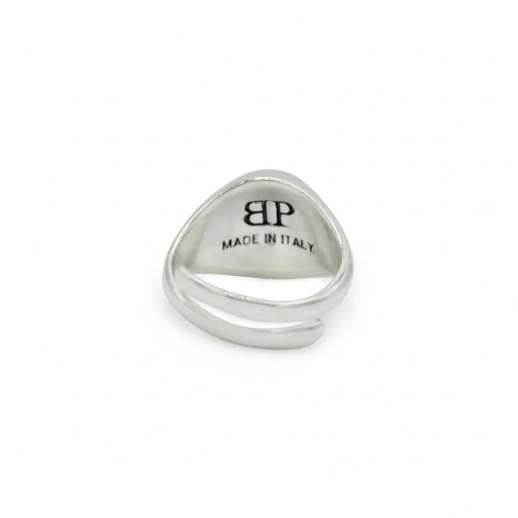 Eternity - Anello con Pietra di Howlite Cabochon: Semplicità che Incanta