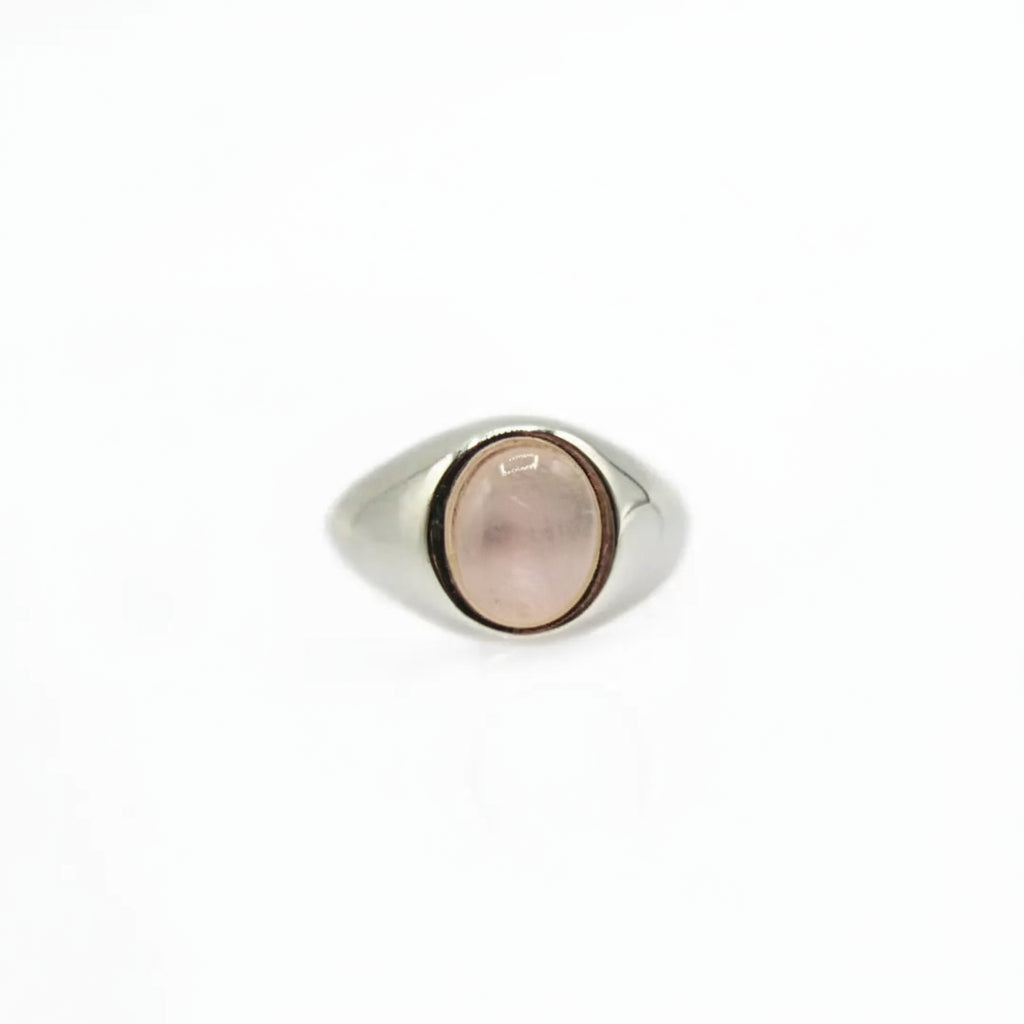 Ewigkeit: Rosenquarzring – Die Eleganz der Zartheit