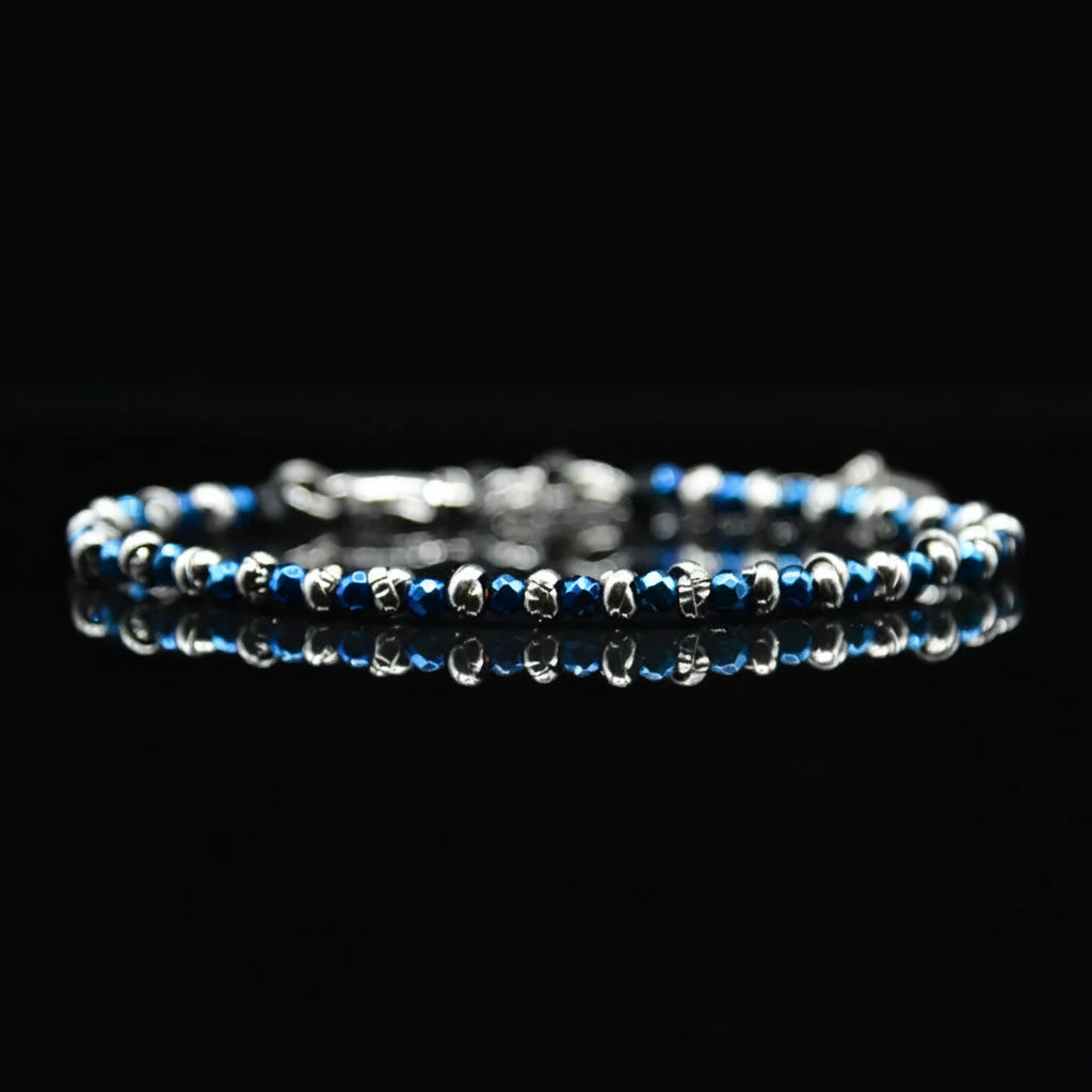 Braid Mini 2.0 Armband mit facettiertem, poliertem blauem Hämatit