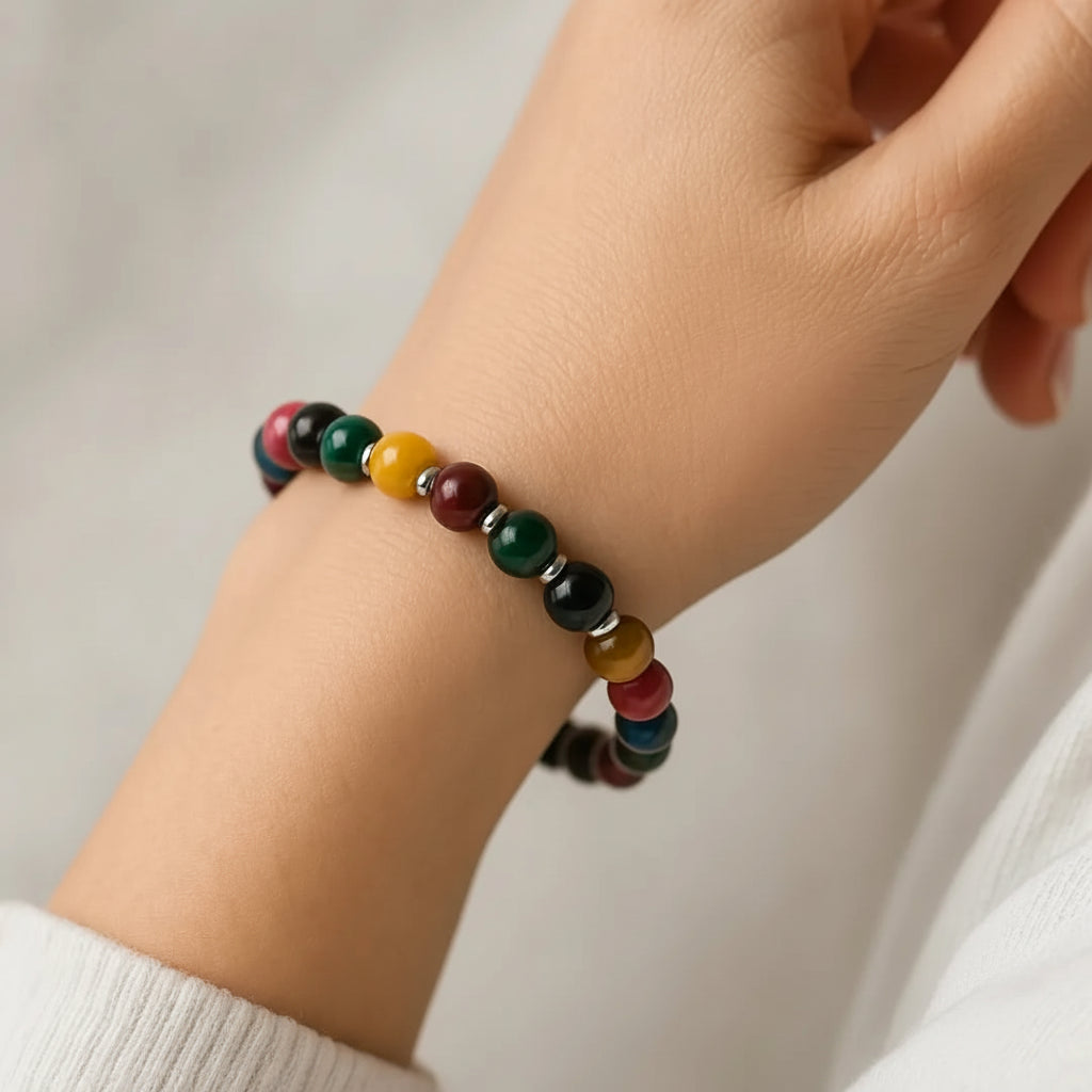 Steine: mehrfarbiges Hartsteinarmband