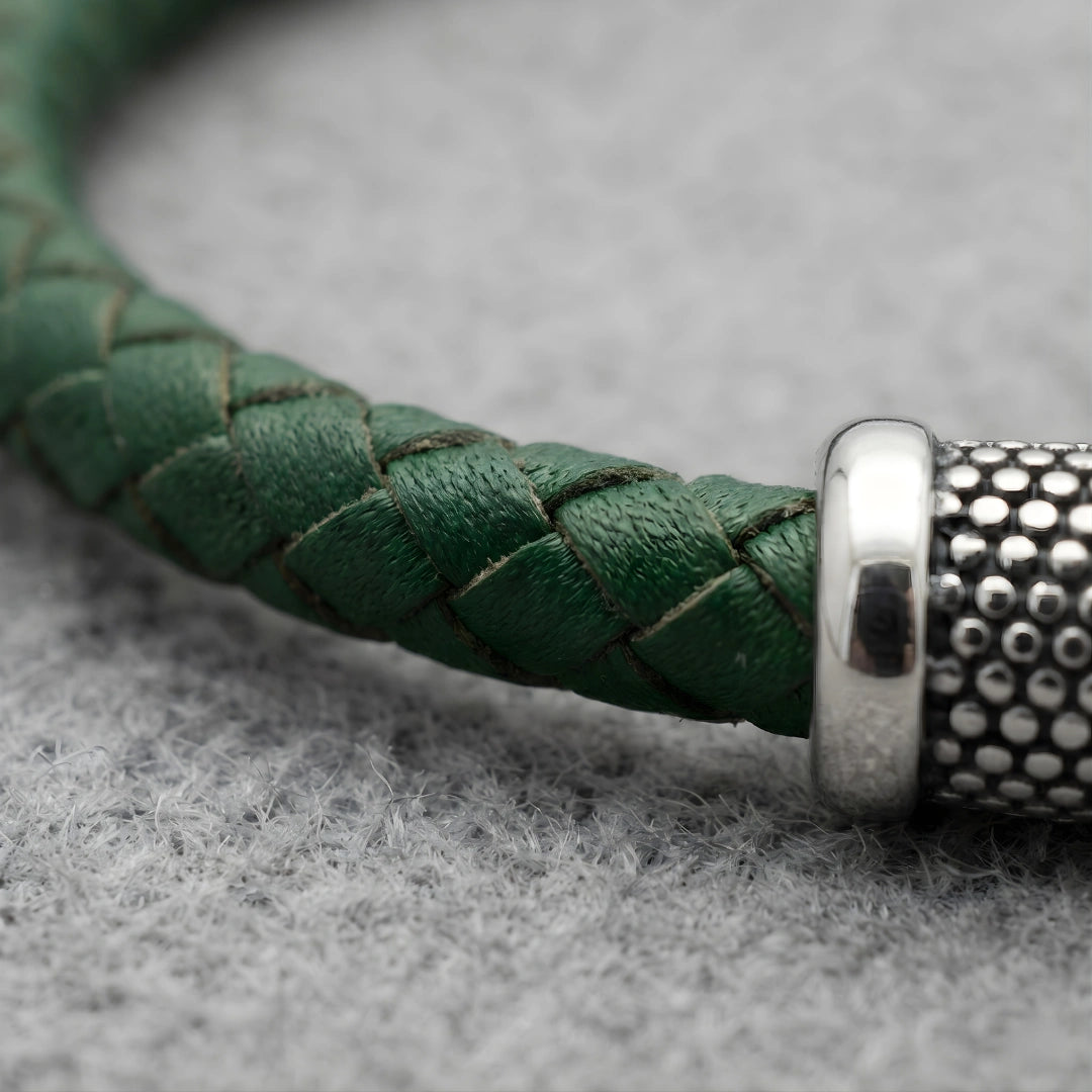 Bracciale Pelle Verde chiusura puntinata acciaio calamitata