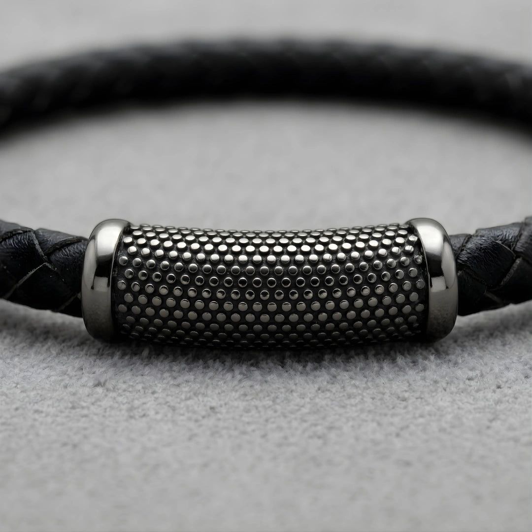 Bracciale Pelle Nera  Inserto puntinato