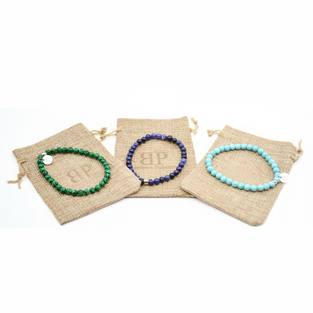 Trio der Eleganz: Halbedelstein-Armbänder mit exklusivem Bonus
