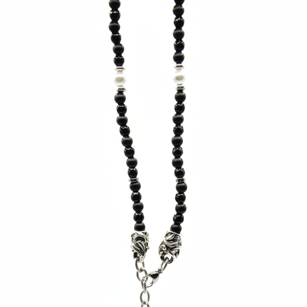Rococò Noir Elegance – Collana Artigianale con Onice e Perla