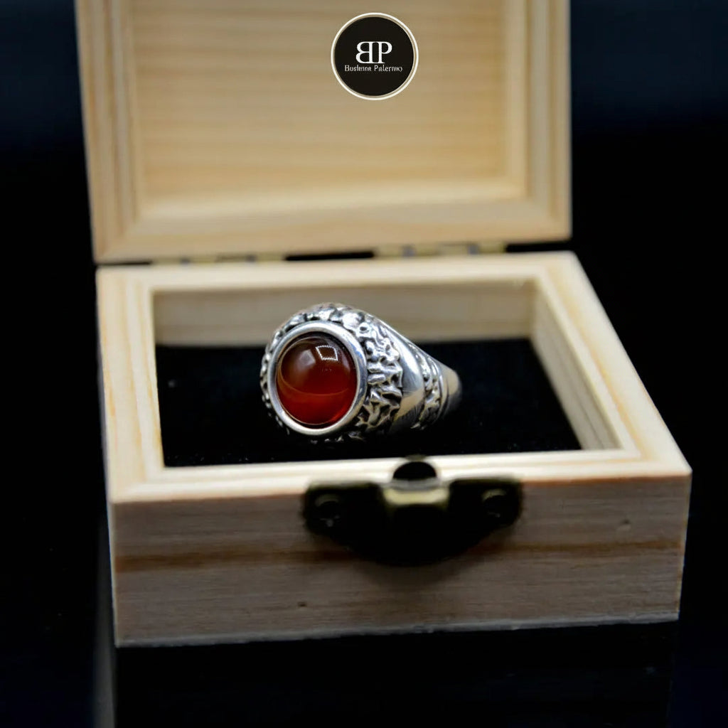 Rubra Ring: mit Karneol