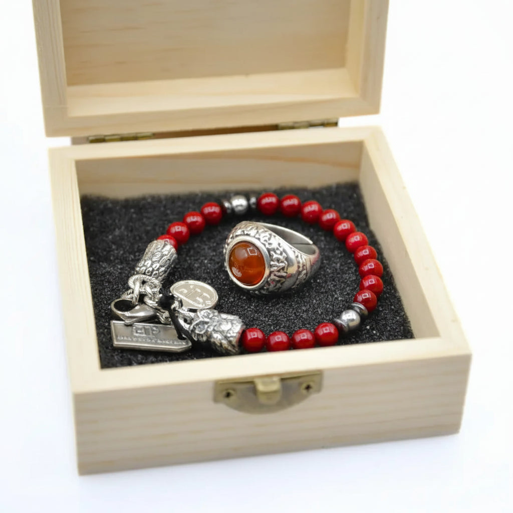 Knallrotes Set: Ring und Armband