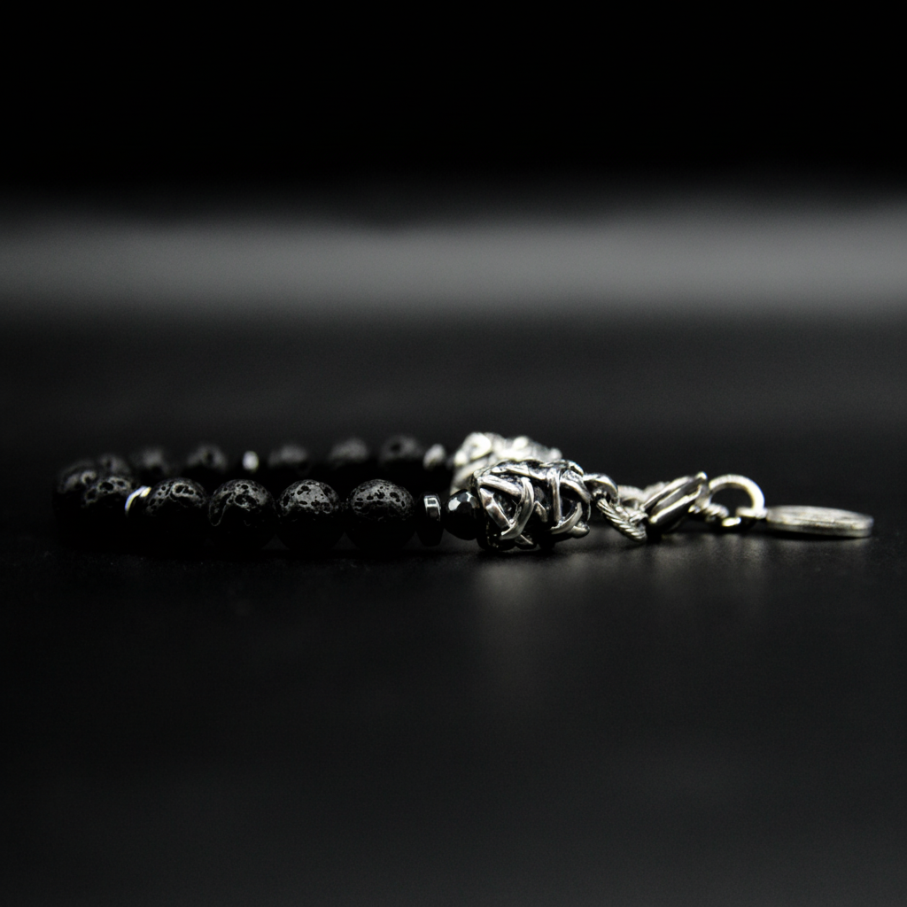 MAGMA und Silber Herrenarmband aus Lavasteinen