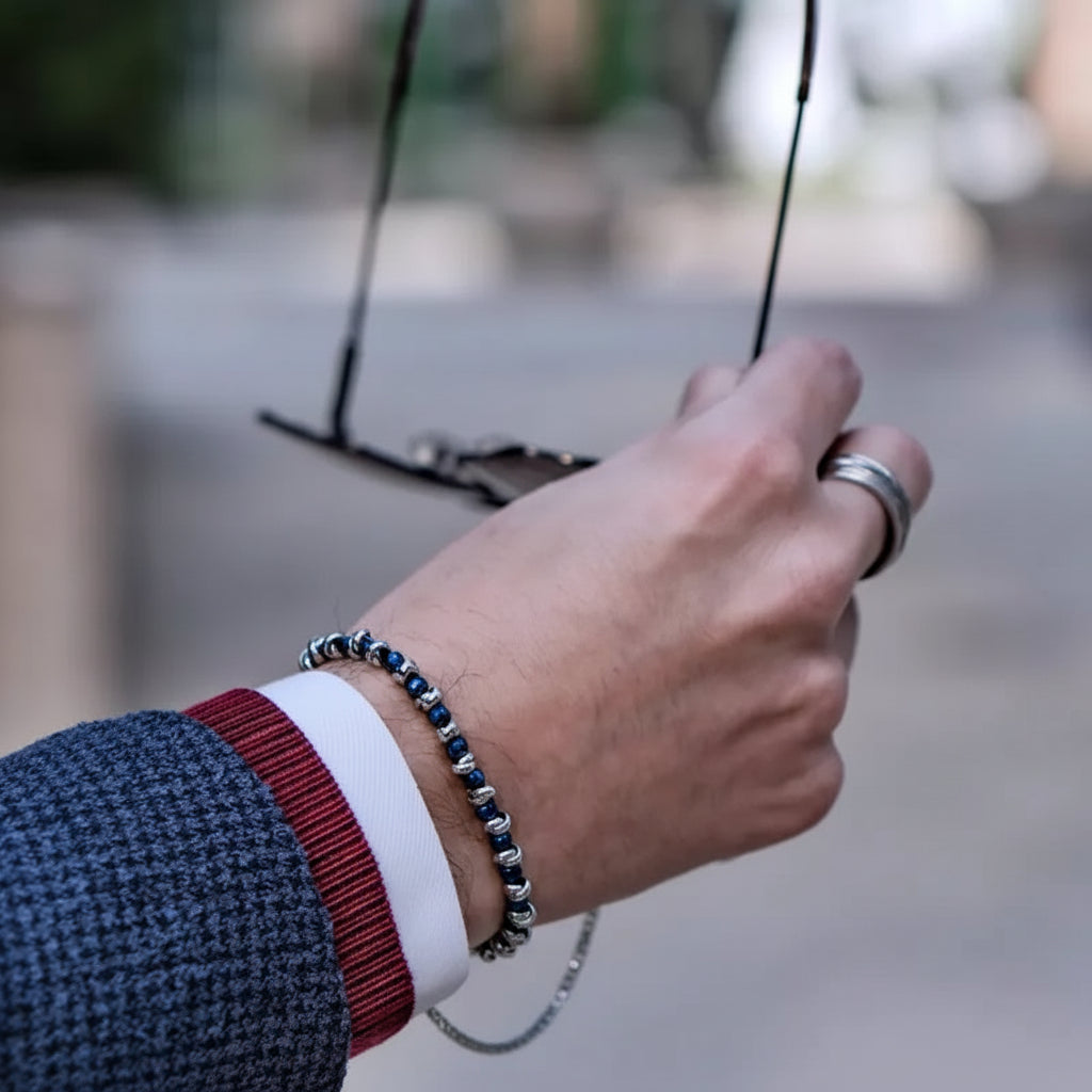 Glänzendes blaues nautisches Armband aus geflochtenem Stahl und Hämatit