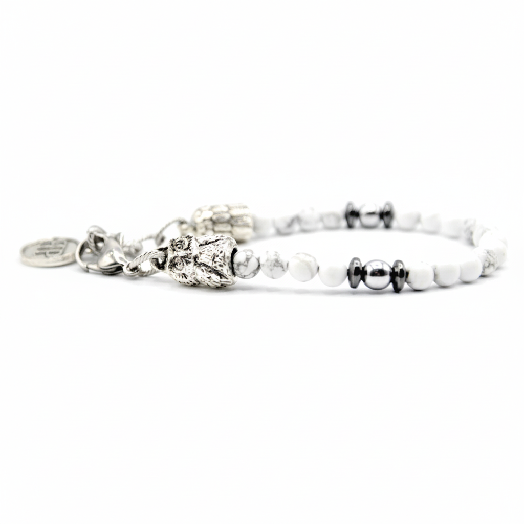 Serenity – Armband aus Howlith und Hämatit mit Eule